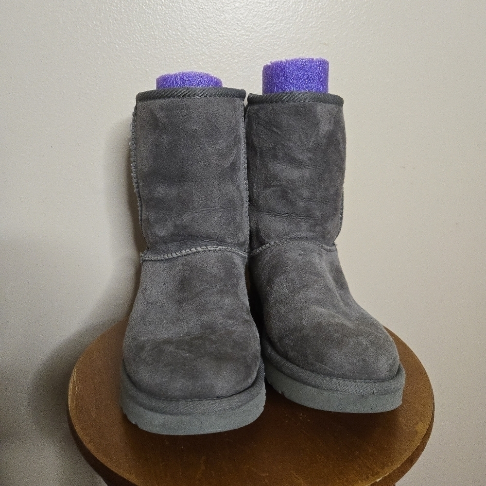 UGG Women's Classic Boots - Picture 2 of 10